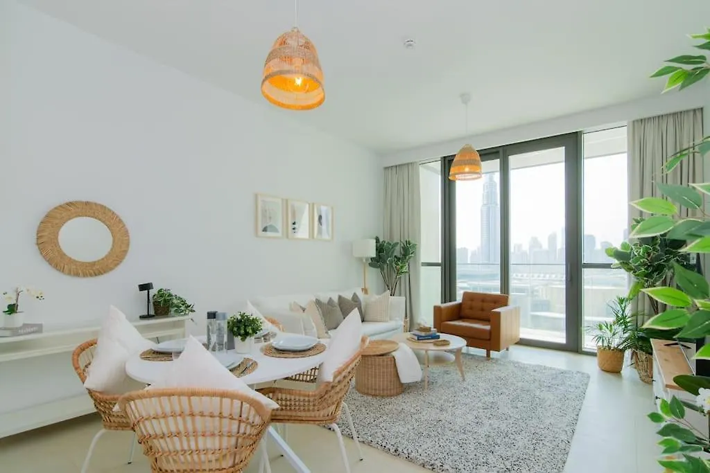 Apartment Elite Escape Holiday Home - 2 Bhk Getaway With Burj Khalifa View And Dubai Mall Access - 1504
